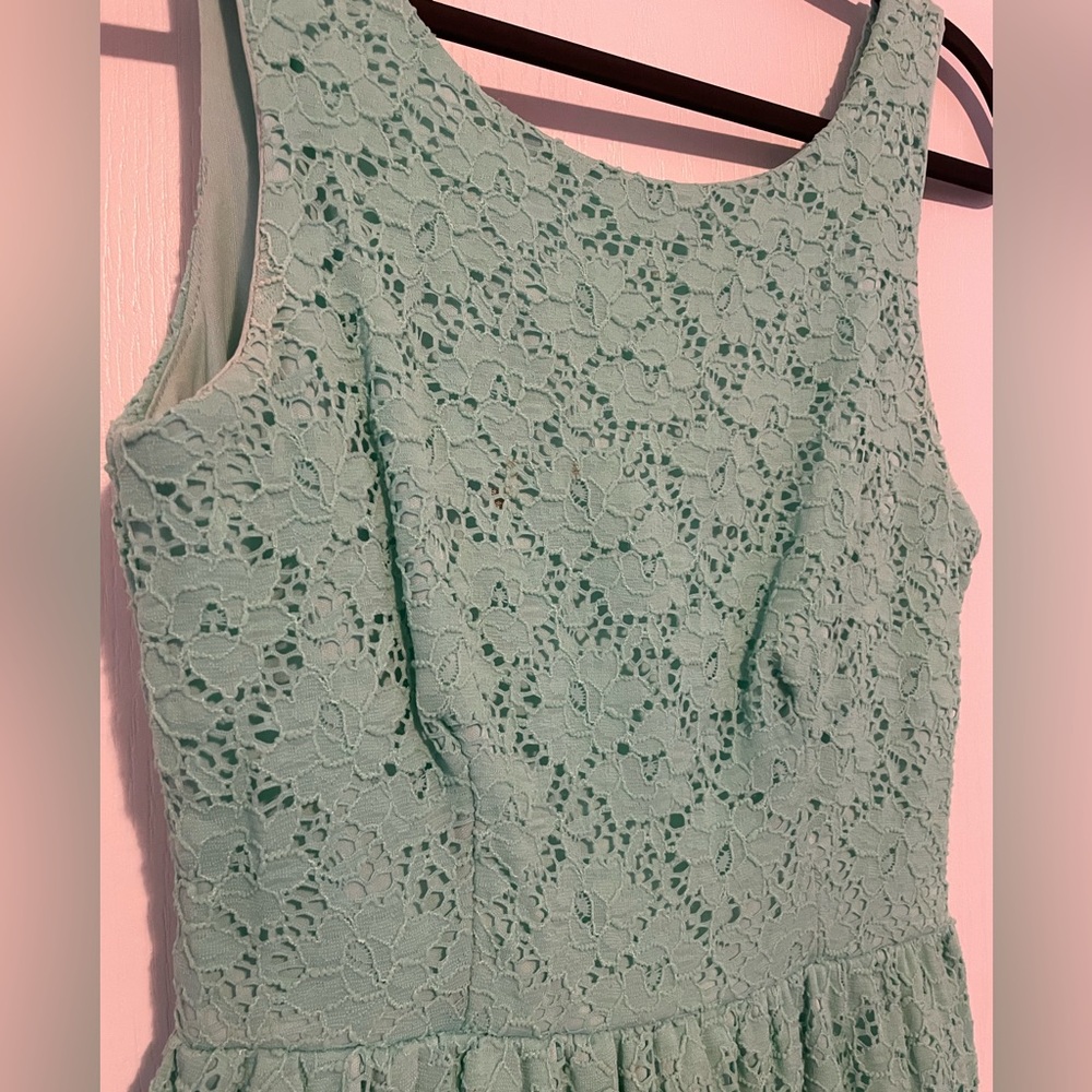 Eclipse - Elegant Minty Blue Lace Dress - Picture 2 of 7